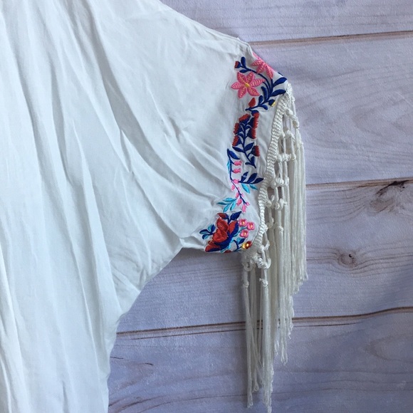 Floral Fringe Kimono - Picture 2 of 10